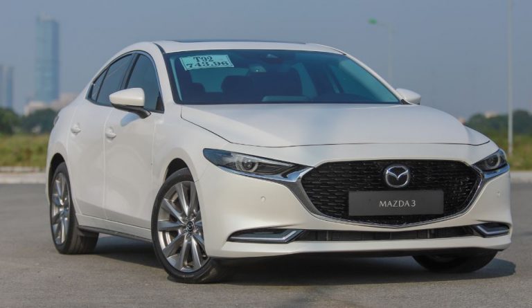 Comparing Mazda 3, Honda City, and Mazda 2 for First-Time Car Buyers