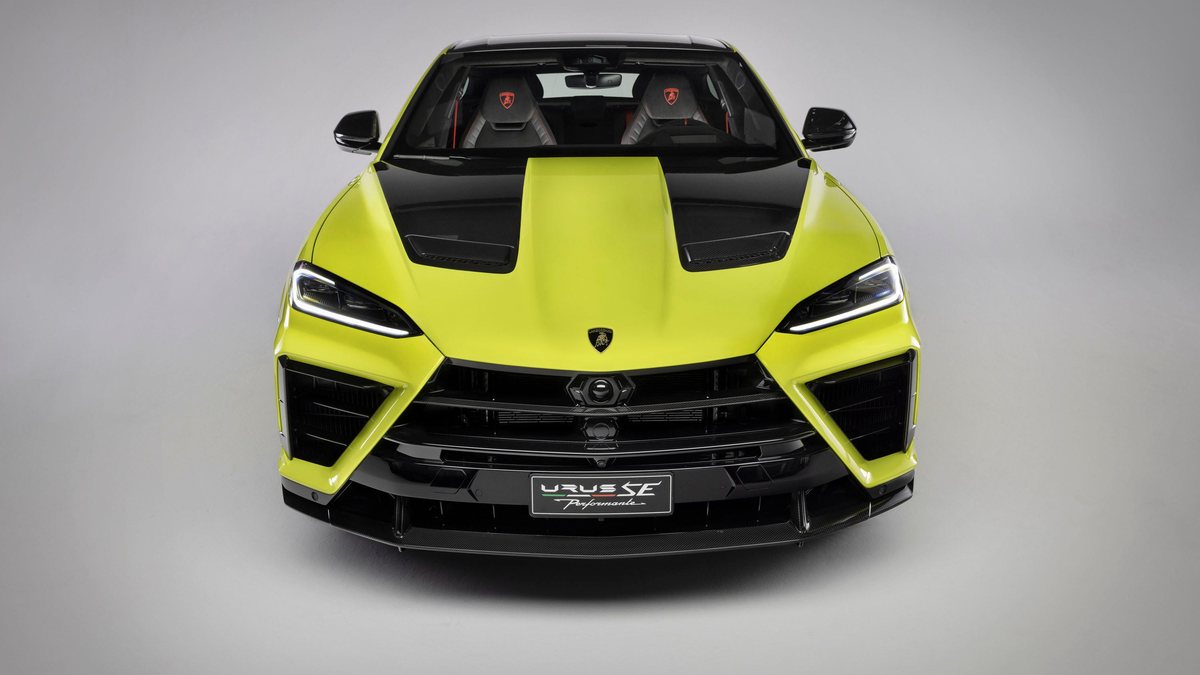2027 Lamborghini Urus SE Performante rear aero