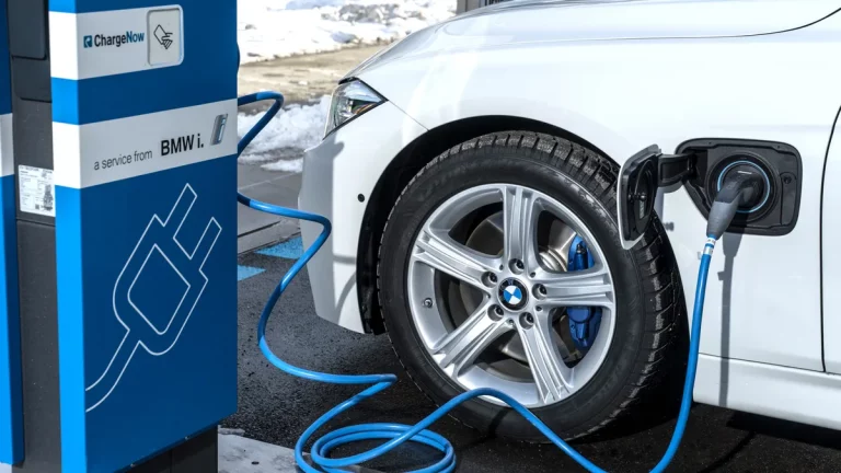 BMW 330e, 530e and 740Le Fire Recall: My Owner Guide