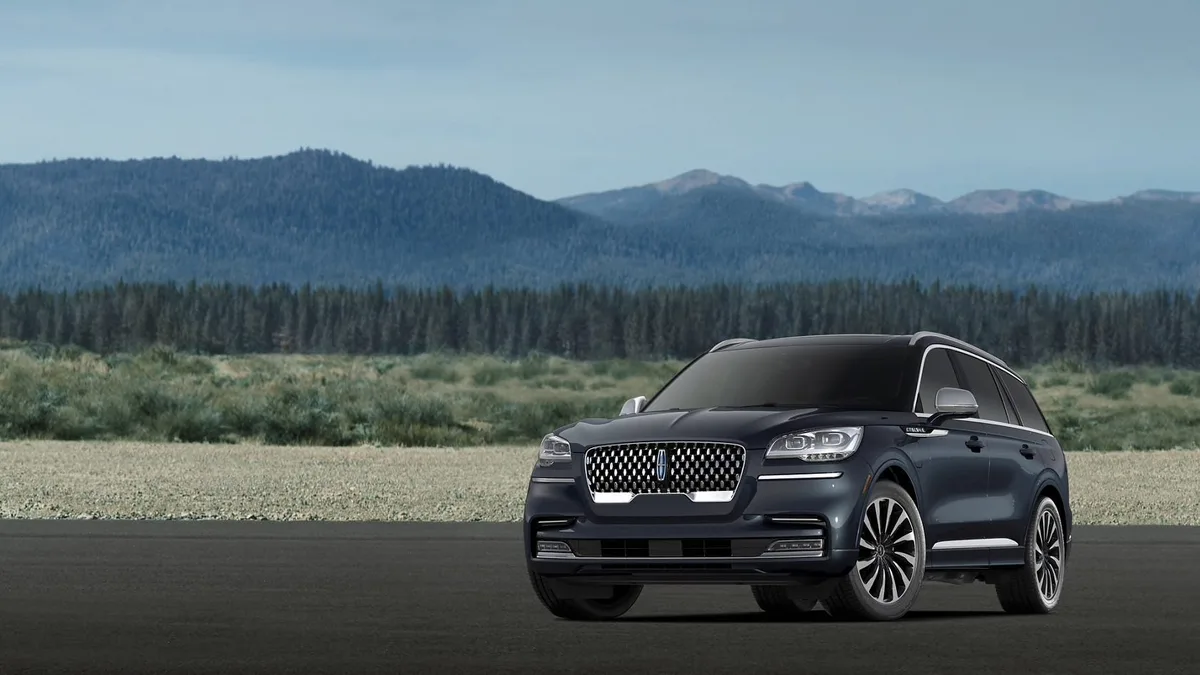 Lincoln Aviator affected by the Ford and Lincoln rollaway recall